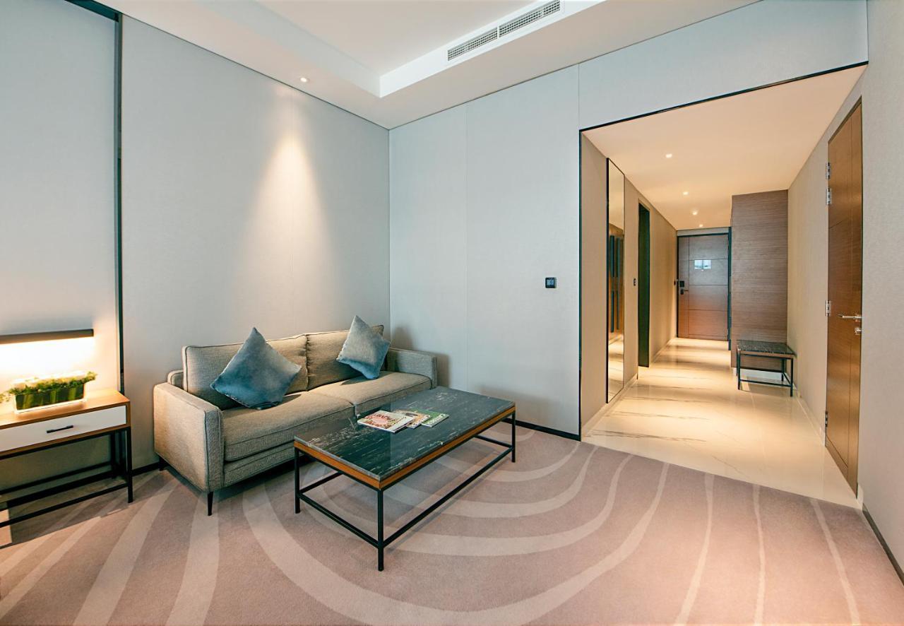 Asiana Grand Hotel Dubai Luaran gambar A room at the hotel