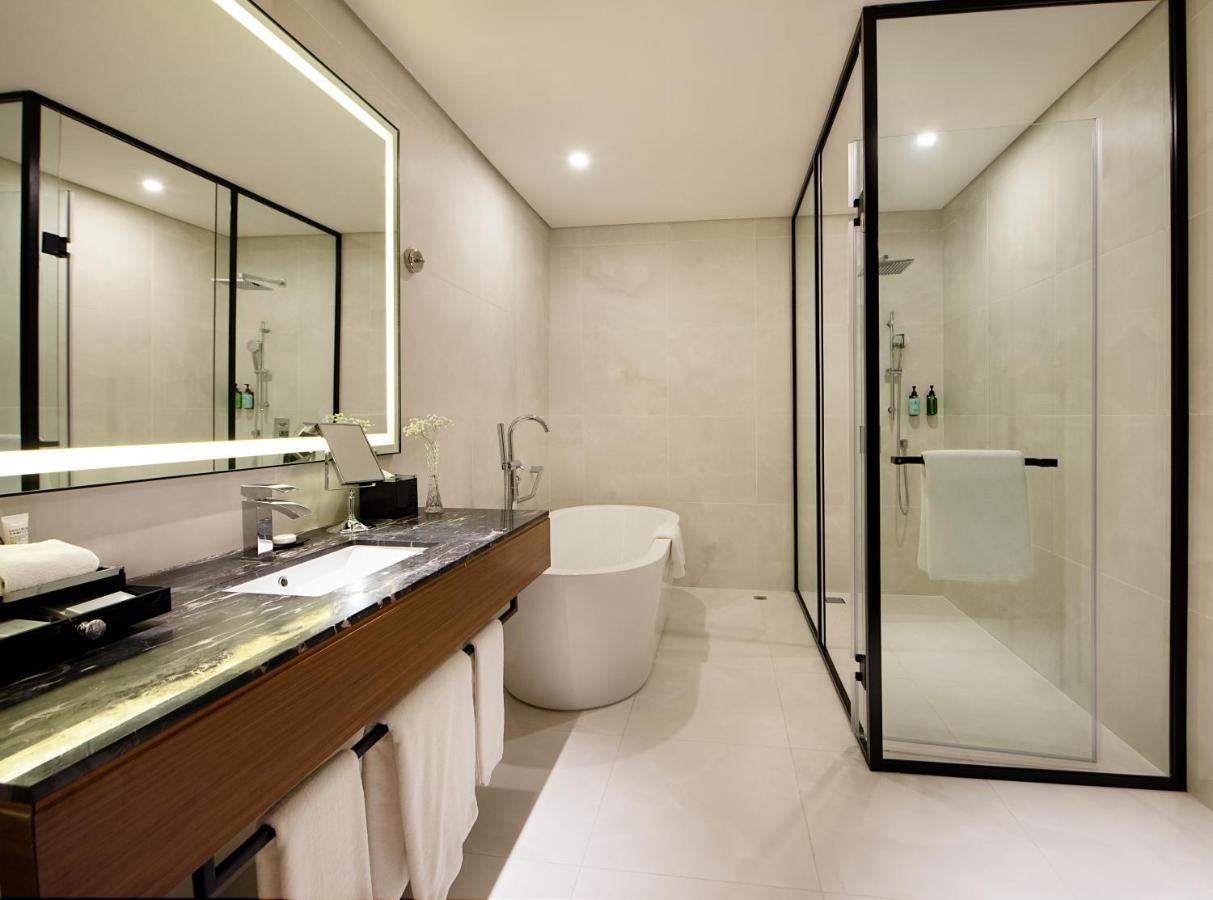 Asiana Grand Hotel Dubai Luaran gambar Bathroom