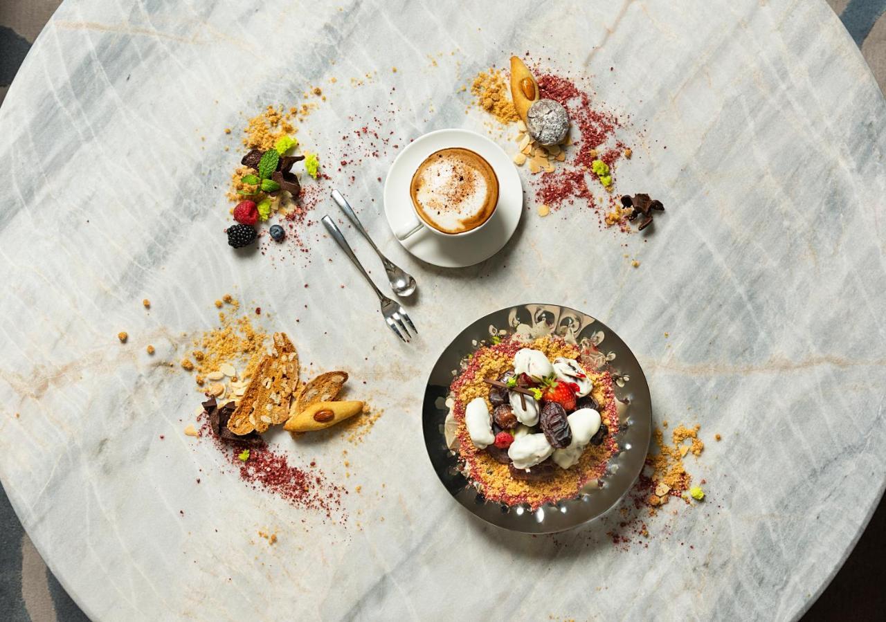 Asiana Grand Hotel Dubai Luaran gambar A typical breakfast at the restaurant